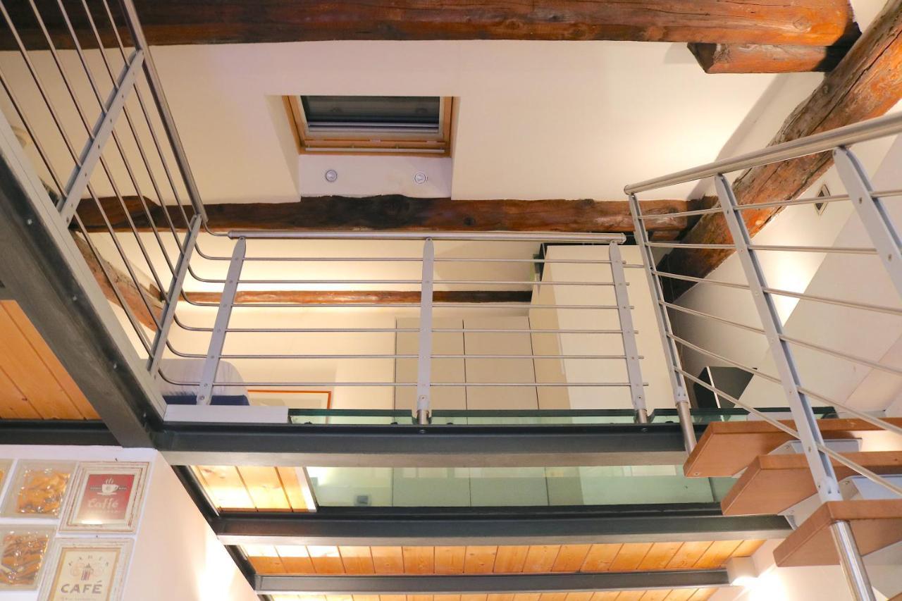 Charming Apartment In The Navigli District - 4 People Milan Exterior photo